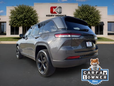 2022 Jeep Grand Cherokee Altitude