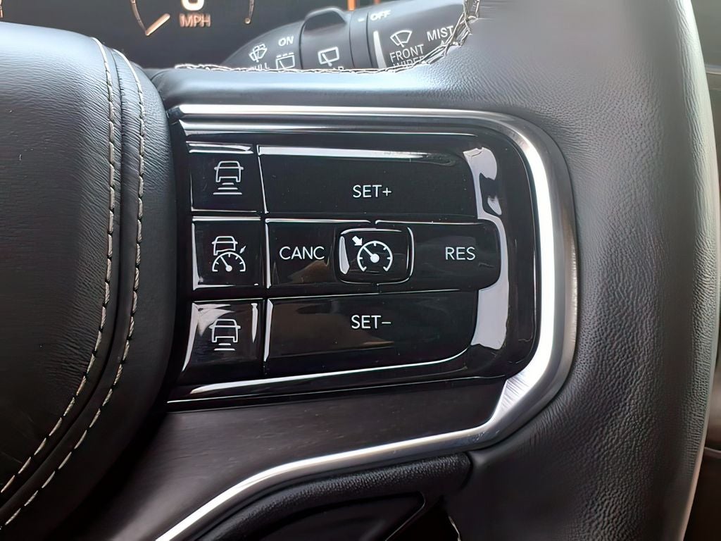 2022 Jeep Grand Wagoneer Series II