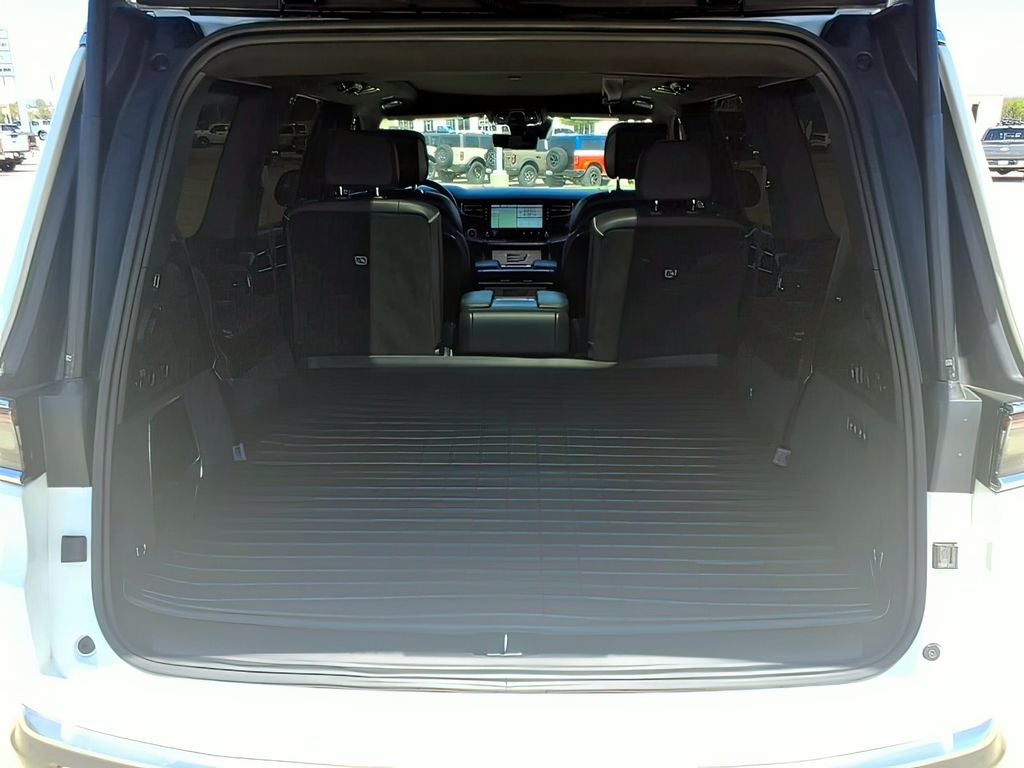 2022 Jeep Grand Wagoneer Series II