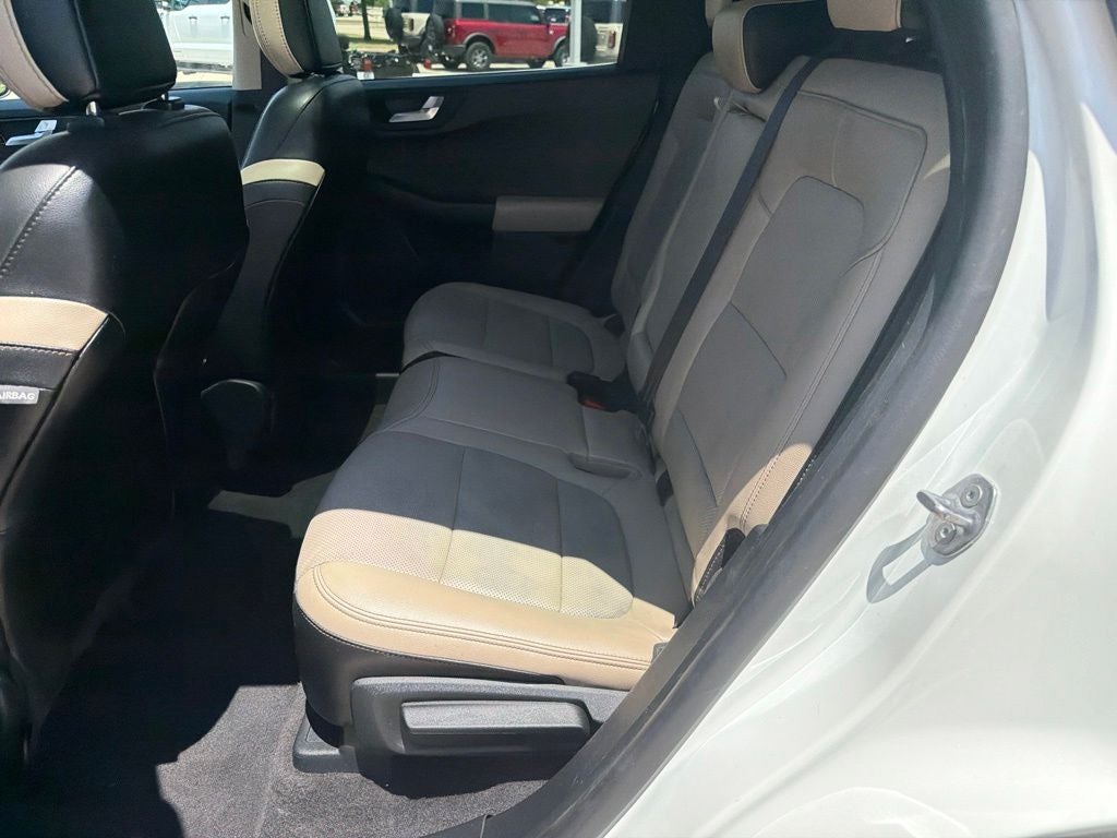 2020 Ford Escape Hybrid Titanium