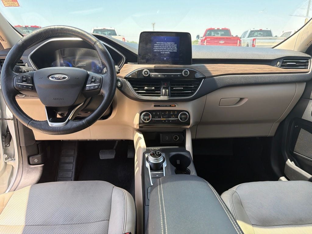 2020 Ford Escape Hybrid Titanium