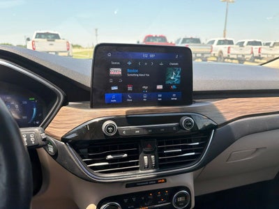 2020 Ford Escape Hybrid Titanium