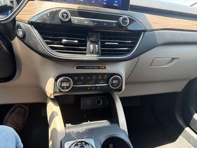 2020 Ford Escape Hybrid Titanium