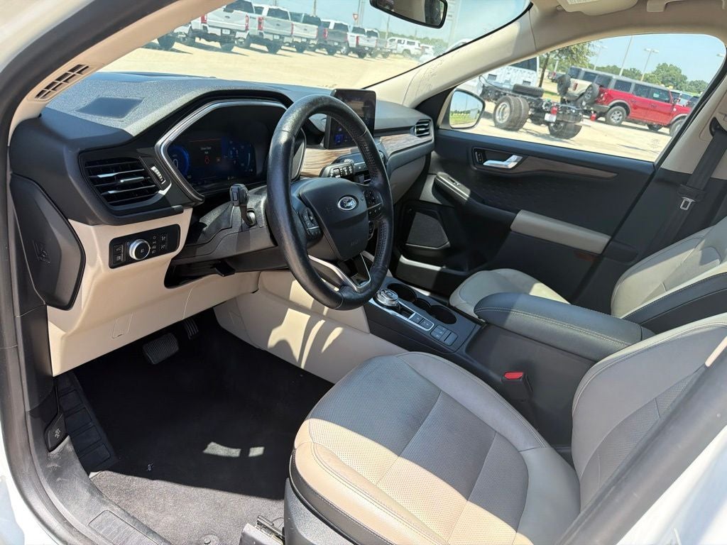 2020 Ford Escape Hybrid Titanium
