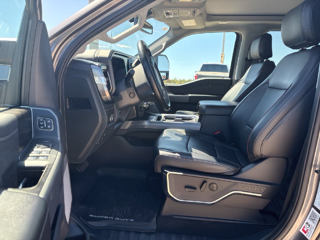 2027 Ford F-250SD Lariat