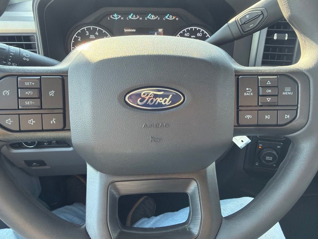 2027 Ford F-350SD XL