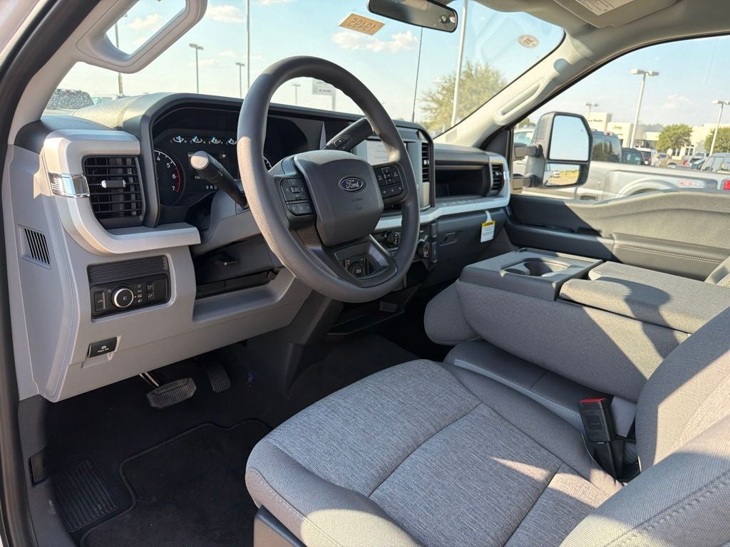 2027 Ford F-350SD XL