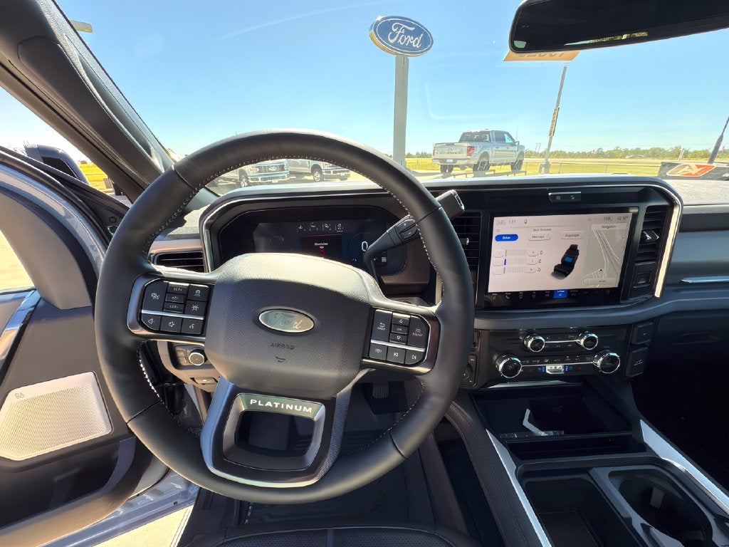 2027 Ford F-350SD Platinum DRW