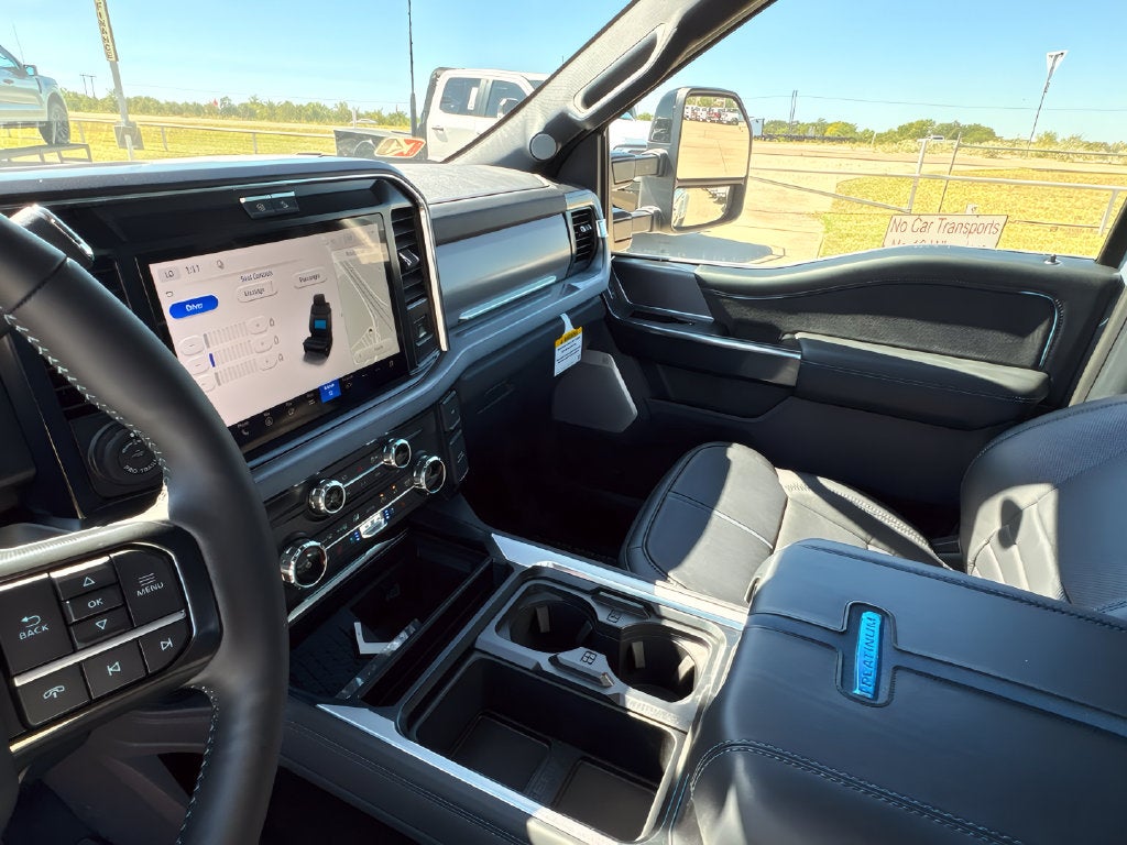 2027 Ford F-350SD Platinum DRW