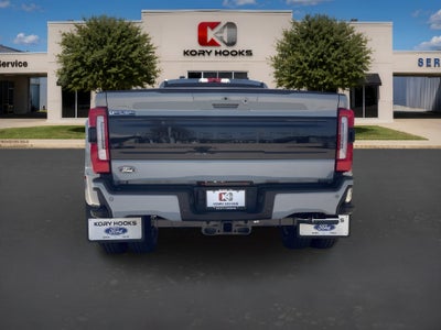 2027 Ford F-350SD Platinum DRW