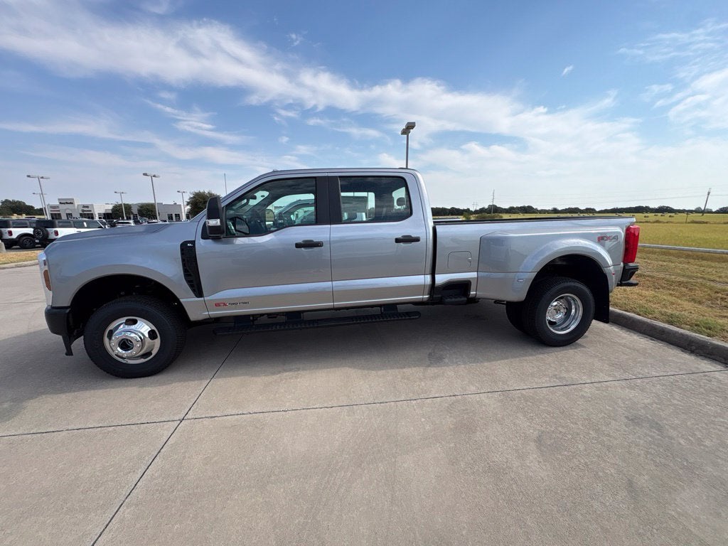 2027 Ford F-350SD XL DRW
