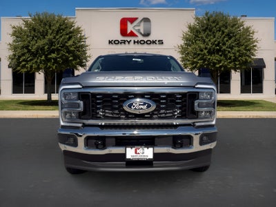 2027 Ford F-350SD Lariat DRW
