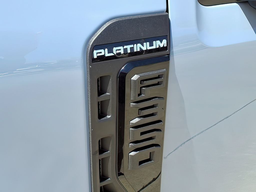 2026 Ford F-350SD Platinum DRW