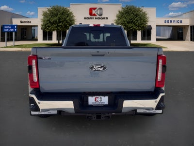 2027 Ford F-350SD Lariat DRW