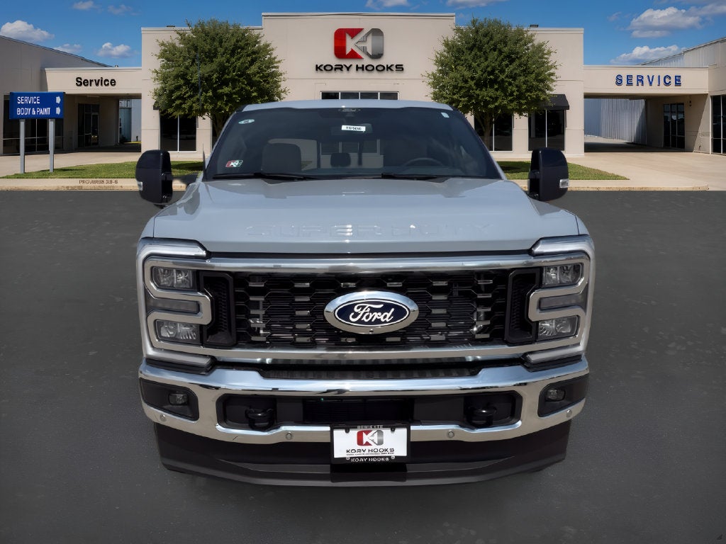 2027 Ford F-350SD Lariat DRW