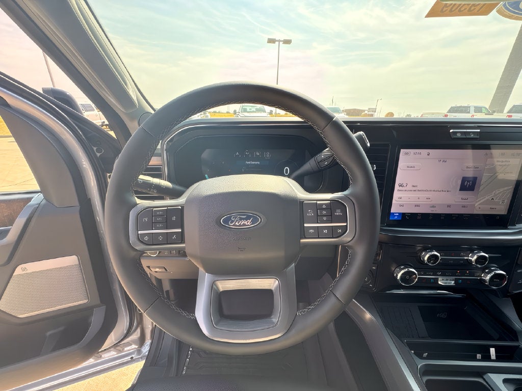 2027 Ford F-350SD Lariat DRW
