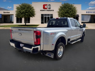 2027 Ford F-350SD Lariat DRW