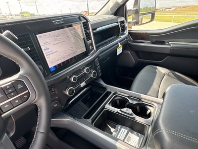 2027 Ford F-350SD Lariat DRW