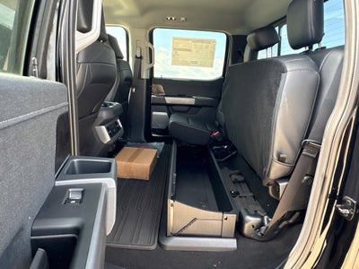 2027 Ford F-350SD Lariat DRW