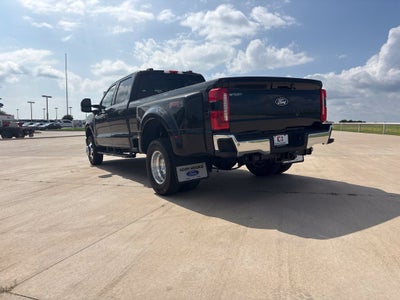 2027 Ford F-350SD Lariat DRW