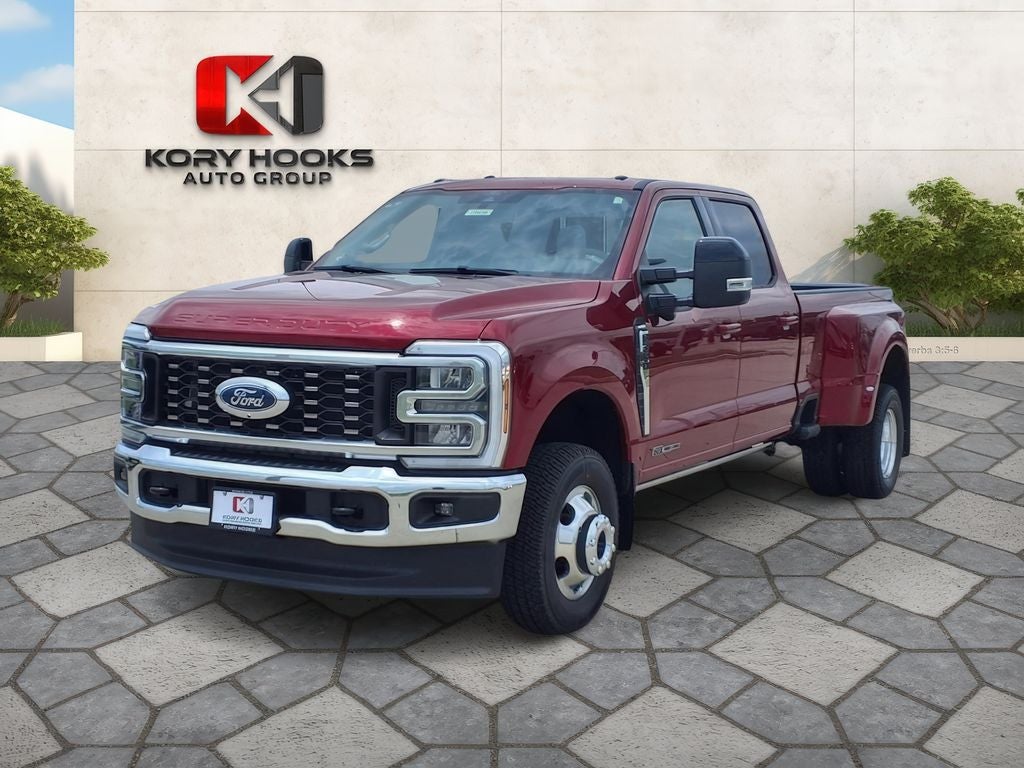 2026 Ford F-350SD Lariat DRW