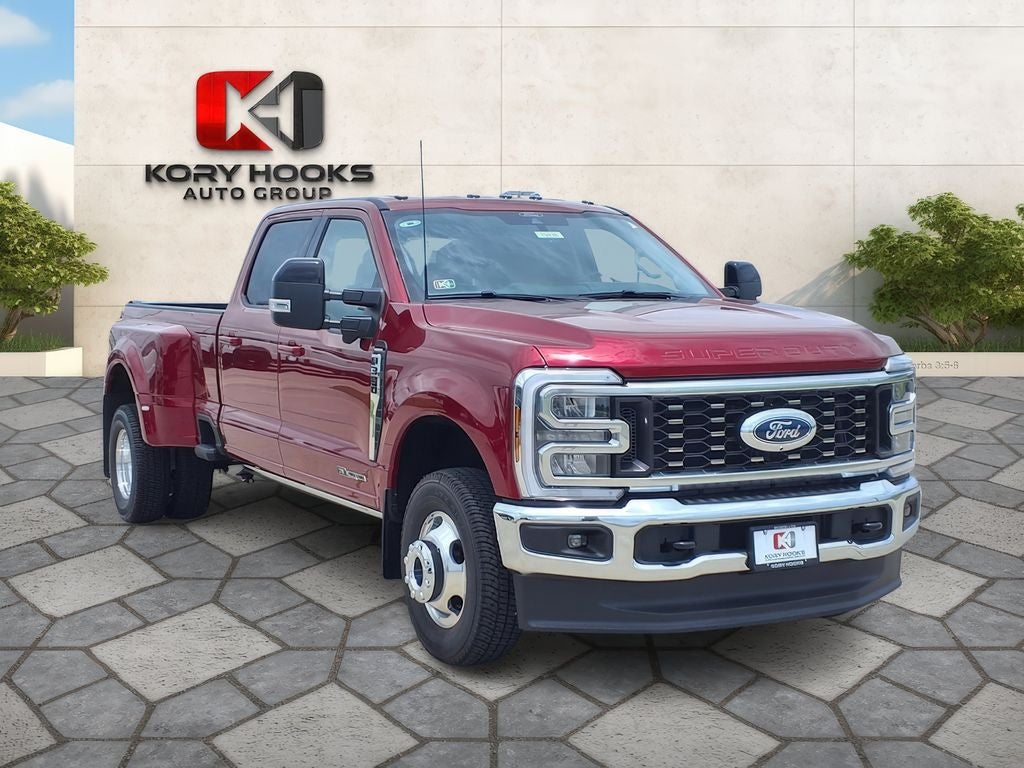 2026 Ford F-350SD Lariat DRW