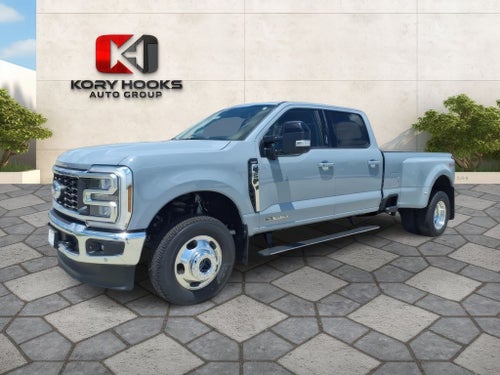 2026 Ford F-350SD Lariat DRW