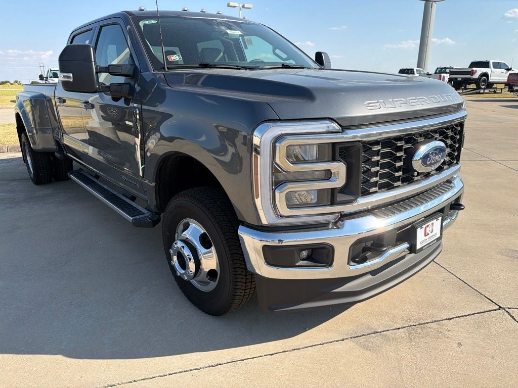 2026 Ford F-350SD XLT DRW