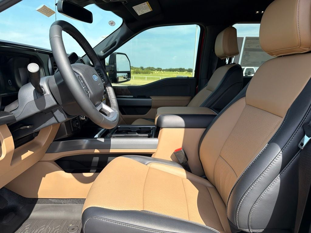 2026 Ford F-350SD Lariat DRW