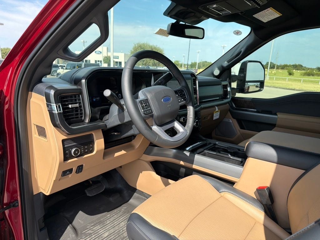 2026 Ford F-350SD Lariat DRW