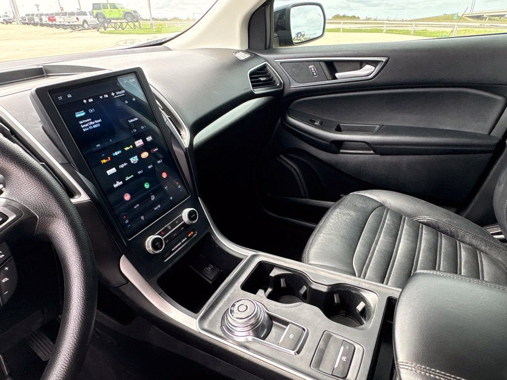 2022 Ford Edge SE