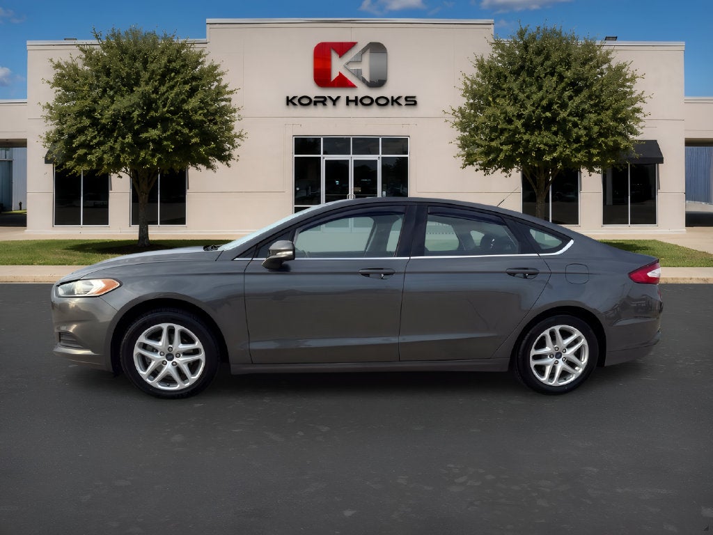Used 2016 Ford Fusion SE with VIN 3FA6P0HD2GR165111 for sale in Bowie, TX