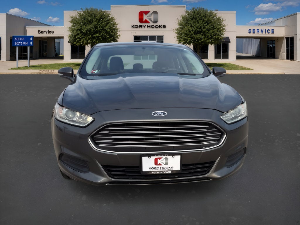 2016 Ford Fusion SE